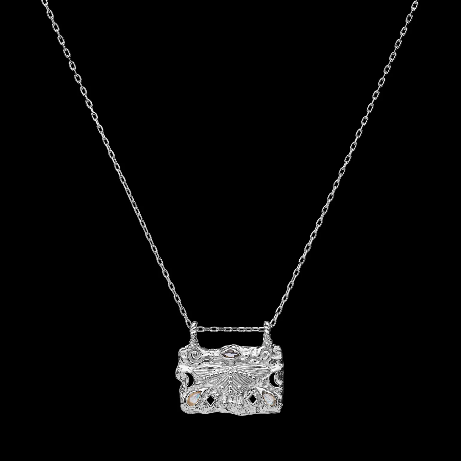 avia_necklace_2.webp Flash Sale Avia Necklace Halskjeder