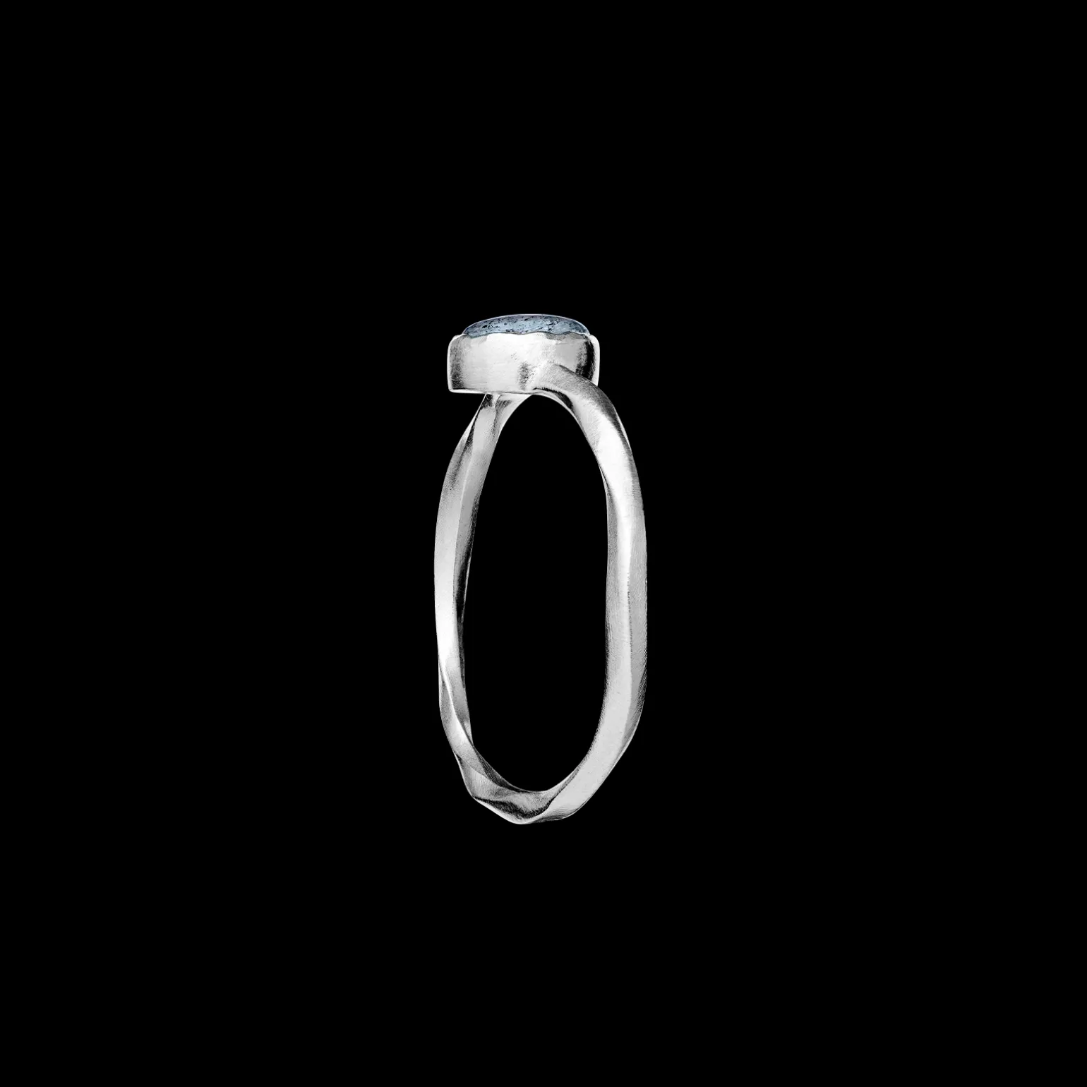 doris_ring_2-1.webp Sale Doris Ring Ringer