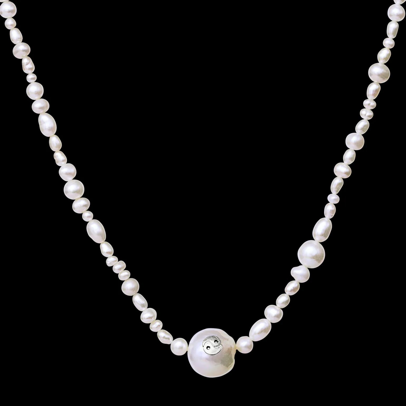 maggie_necklace_4-1.webp Outlet Maggie Necklace Halskjeder