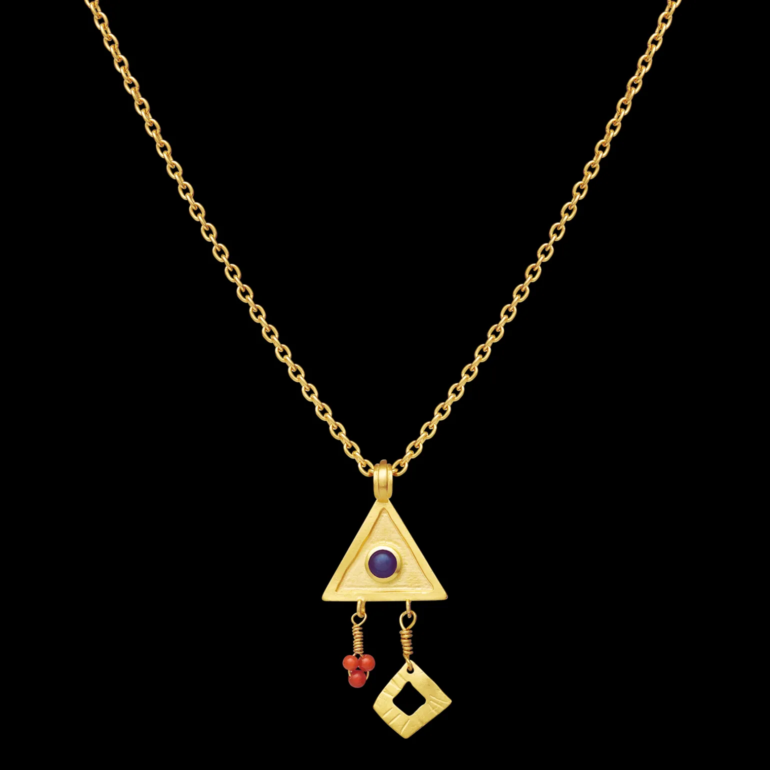 protect_me_necklace_4.webp Store Protect Me Necklace Halskjeder
