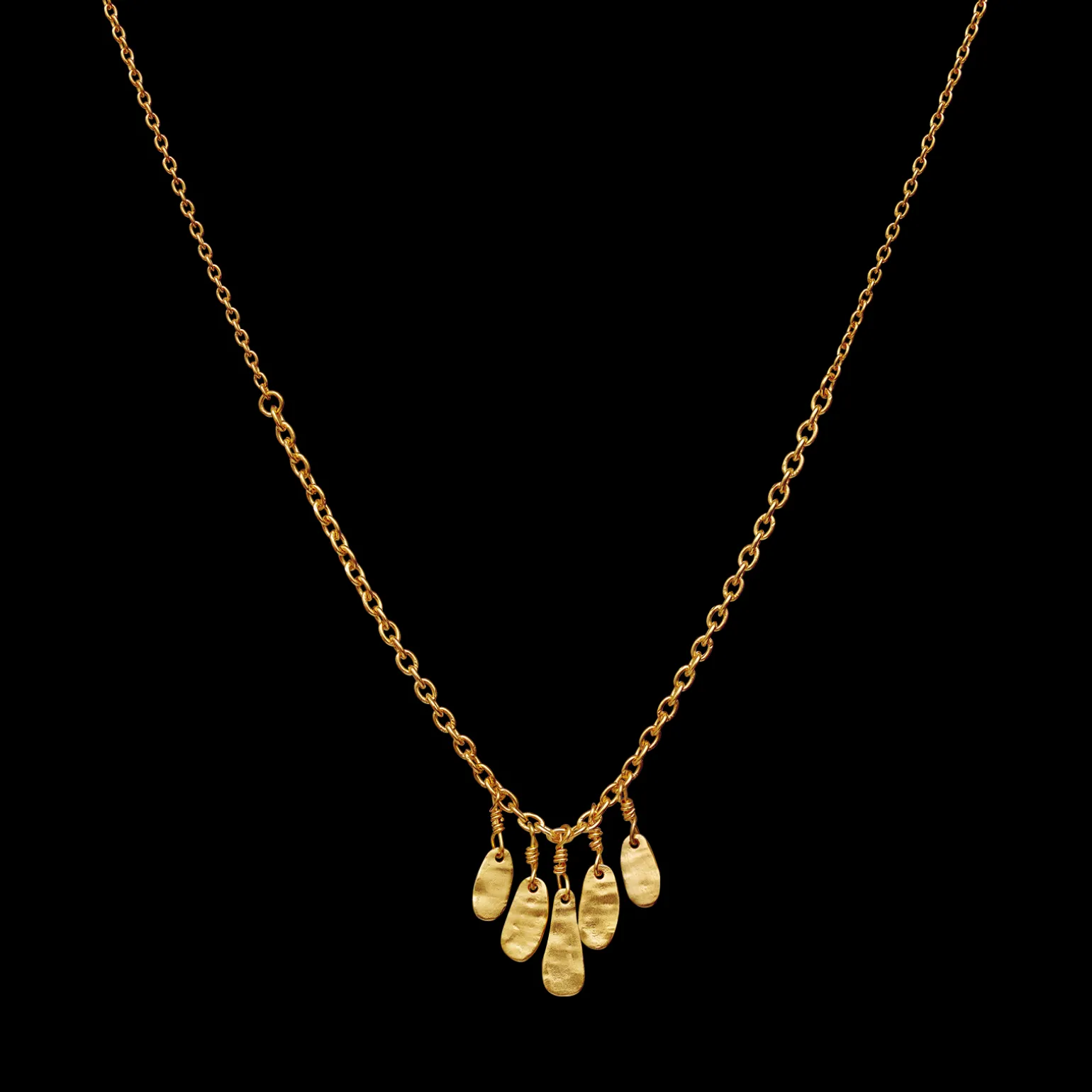 theresa_necklace_4.webp Shop Theresa Necklace Halskjeder